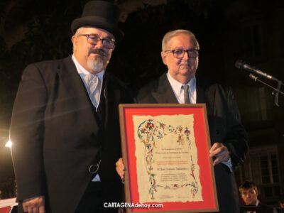 José Cortado Balsalobre, Hermano Mayor de la Real Cofradía de Cristo de los Mineros, ofreció ayer tarde la proclama (equivalente al pregón) de la ‘IX Muestra modernista de Cartagena